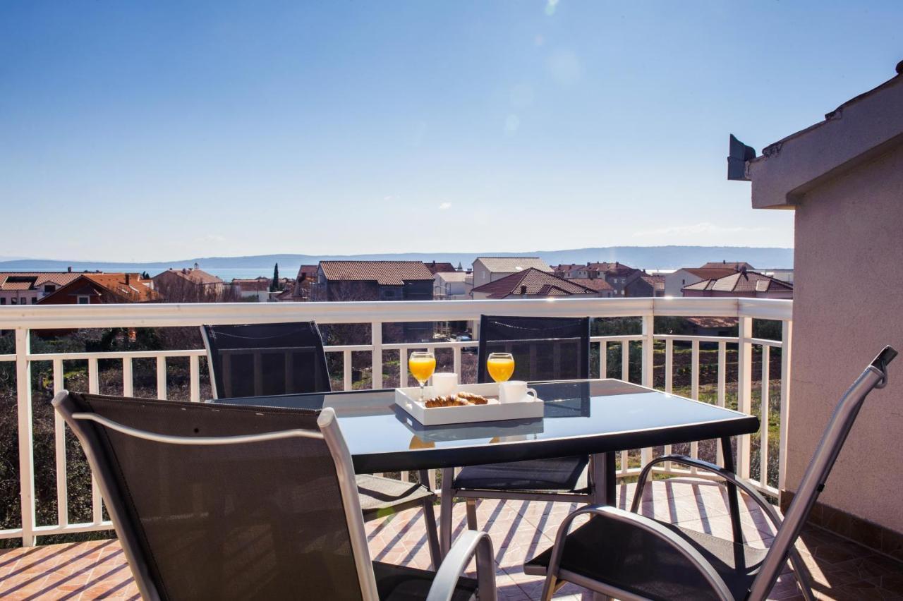 Apartman Sunny Vacay Kastela Bagian luar foto