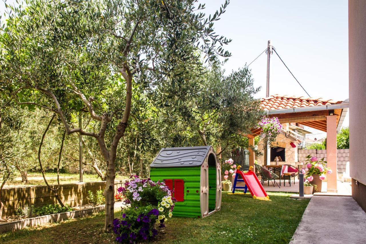 Apartman Sunny Vacay Kastela Bagian luar foto