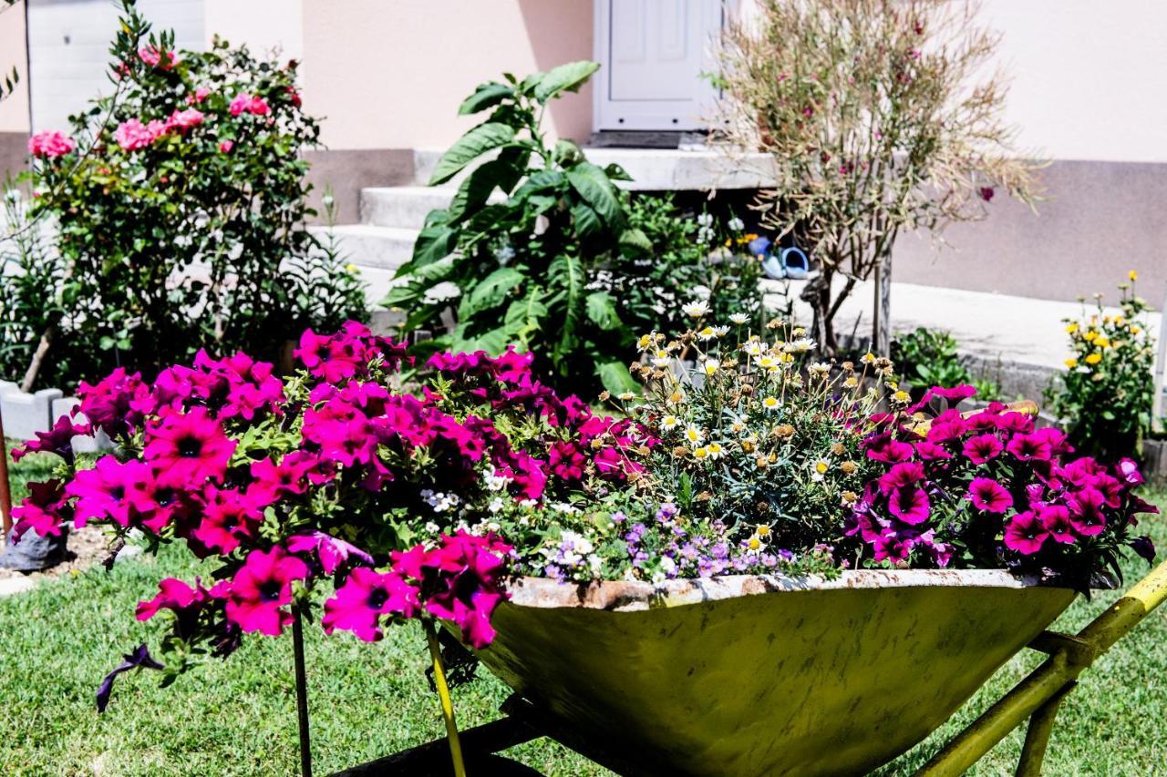 Apartman Sunny Vacay Kastela Bagian luar foto
