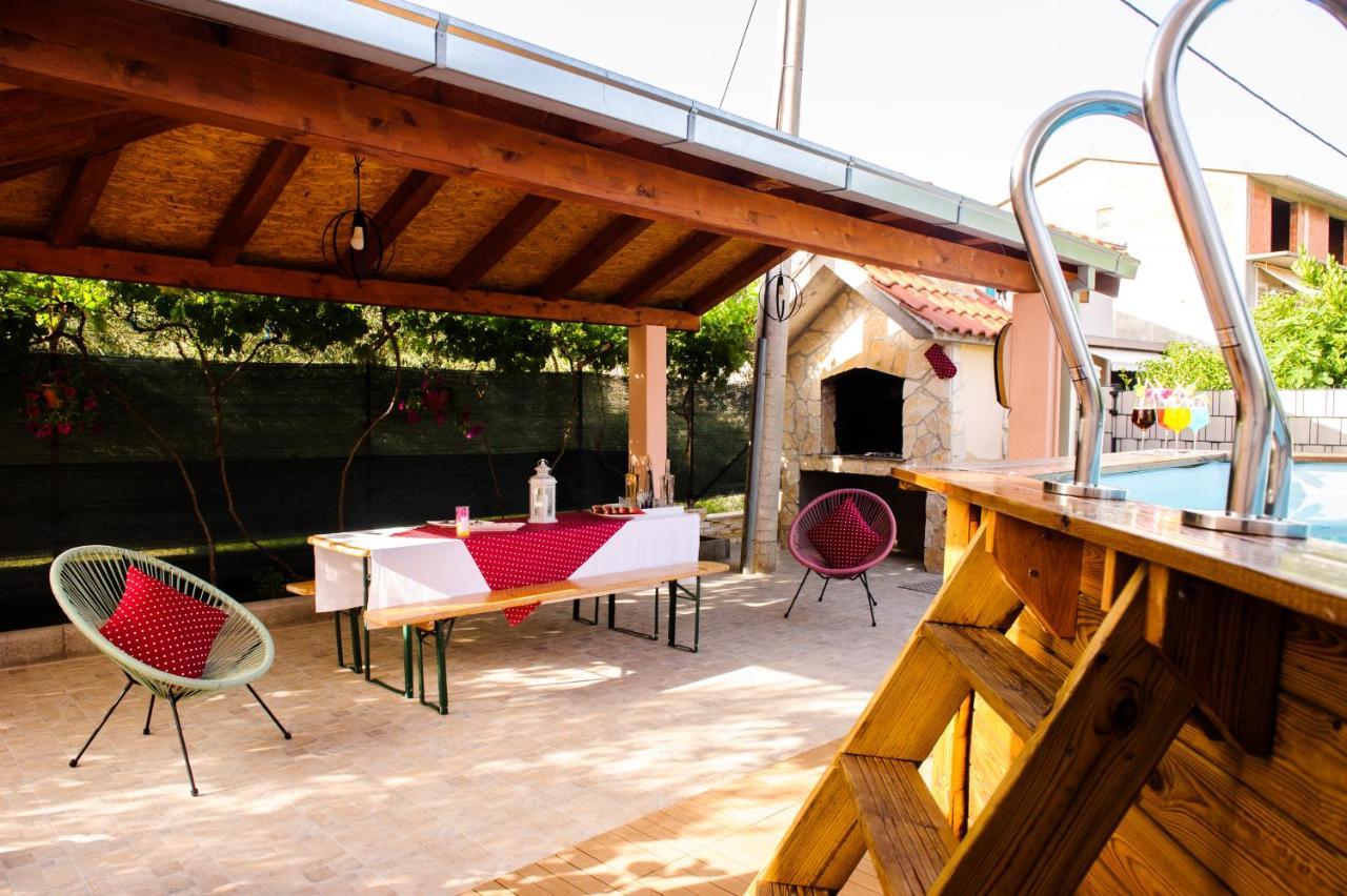 Apartman Sunny Vacay Kastela Bagian luar foto