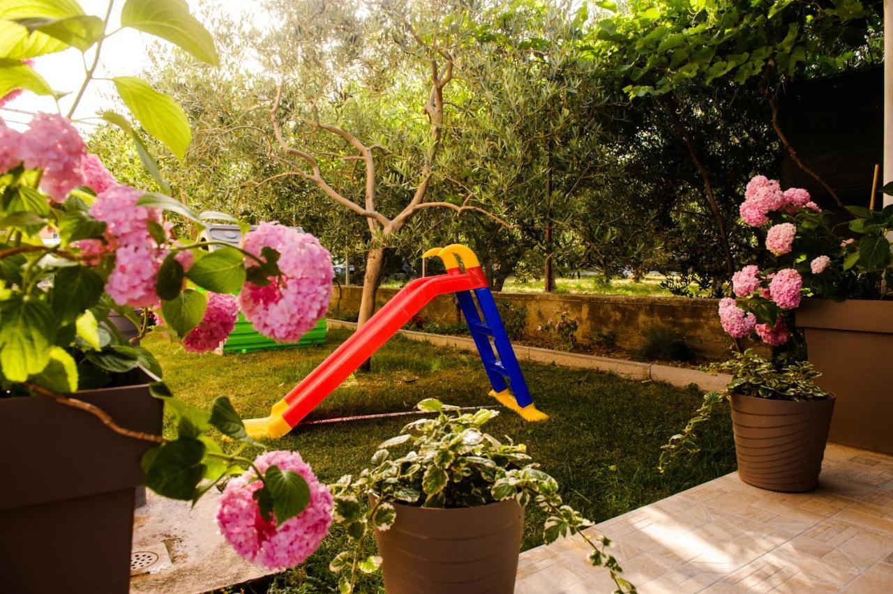 Apartman Sunny Vacay Kastela Bagian luar foto