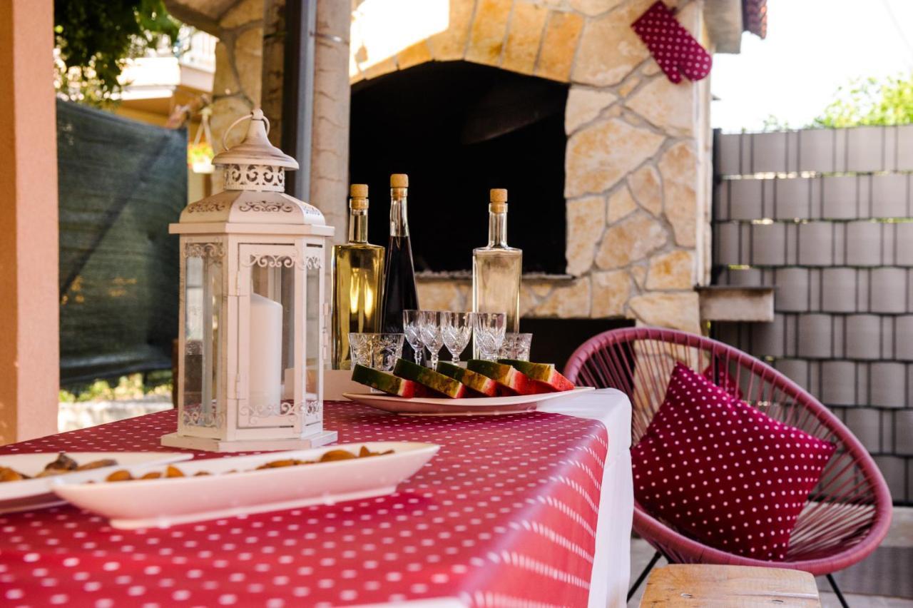 Apartman Sunny Vacay Kastela Bagian luar foto